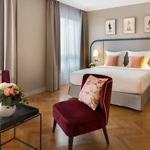4* Апарт-отель Warwick Reine Astrid -