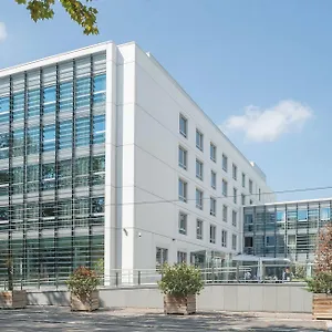 3* Отель Lyon-ouest