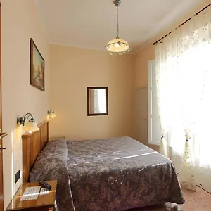 Margaret , Floransa İtalya