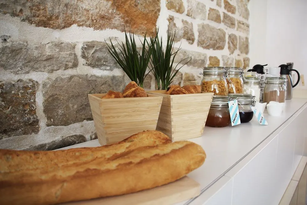 SLO Living Hostel Lyon